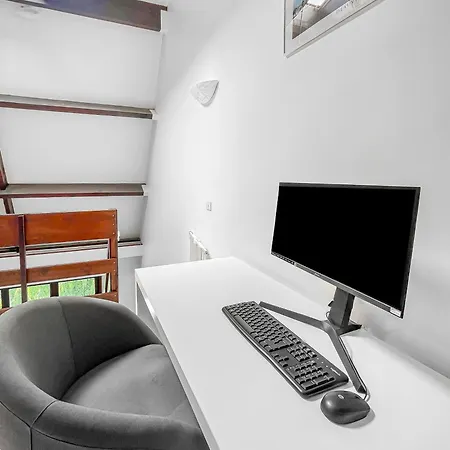 Douillet A Deauville 5p *