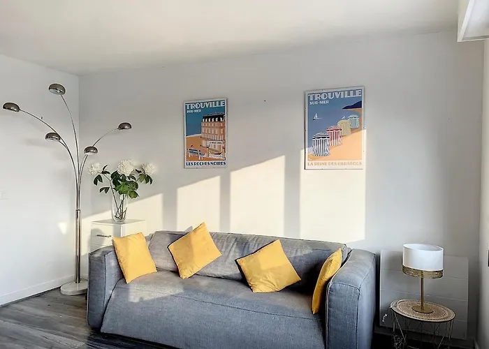 Douillet A Deauville 5p * トルヴィル＝シュル＝メール